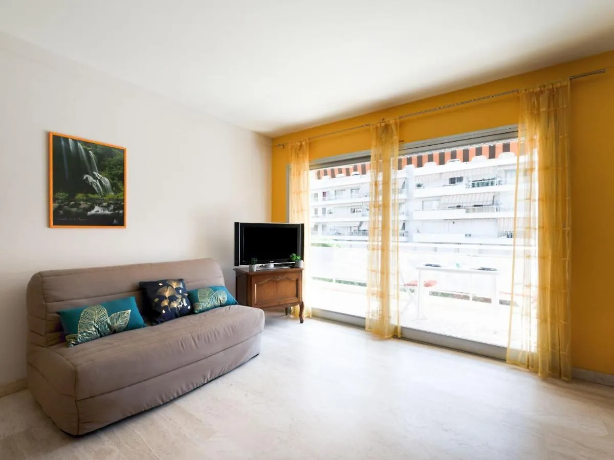 Apartment Le Morelia By Interhome Канны